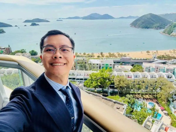 融创优配 猛料！阿里前CEO香港买豪宅，主动加价2000万！网友：到底图啥...